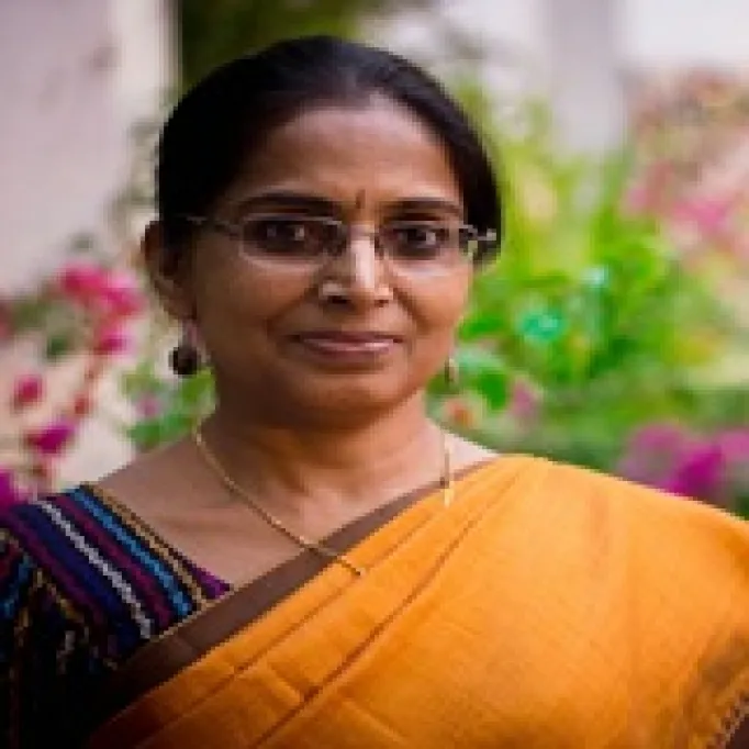 Dr Libi Thomas