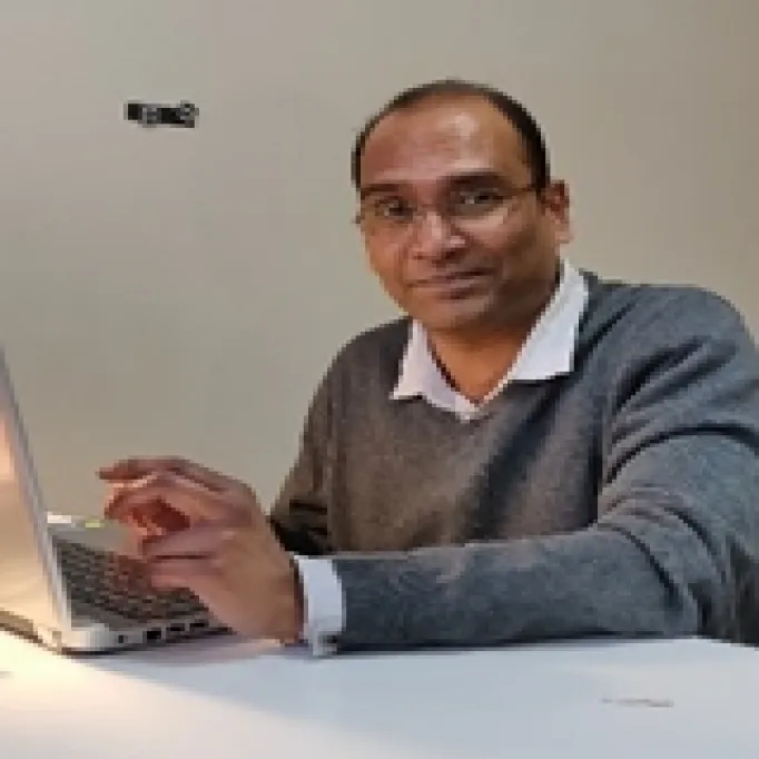 Dr Santosh Jagadeeshan